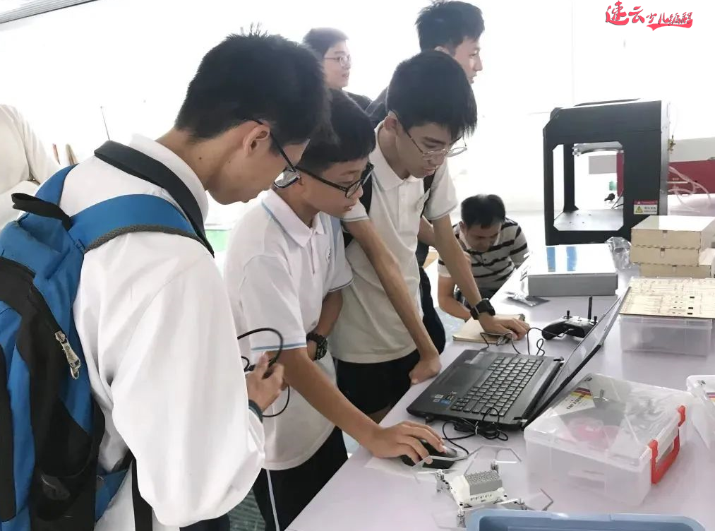 在人工智能时代，学生就应该学习无人机编程！(图5)